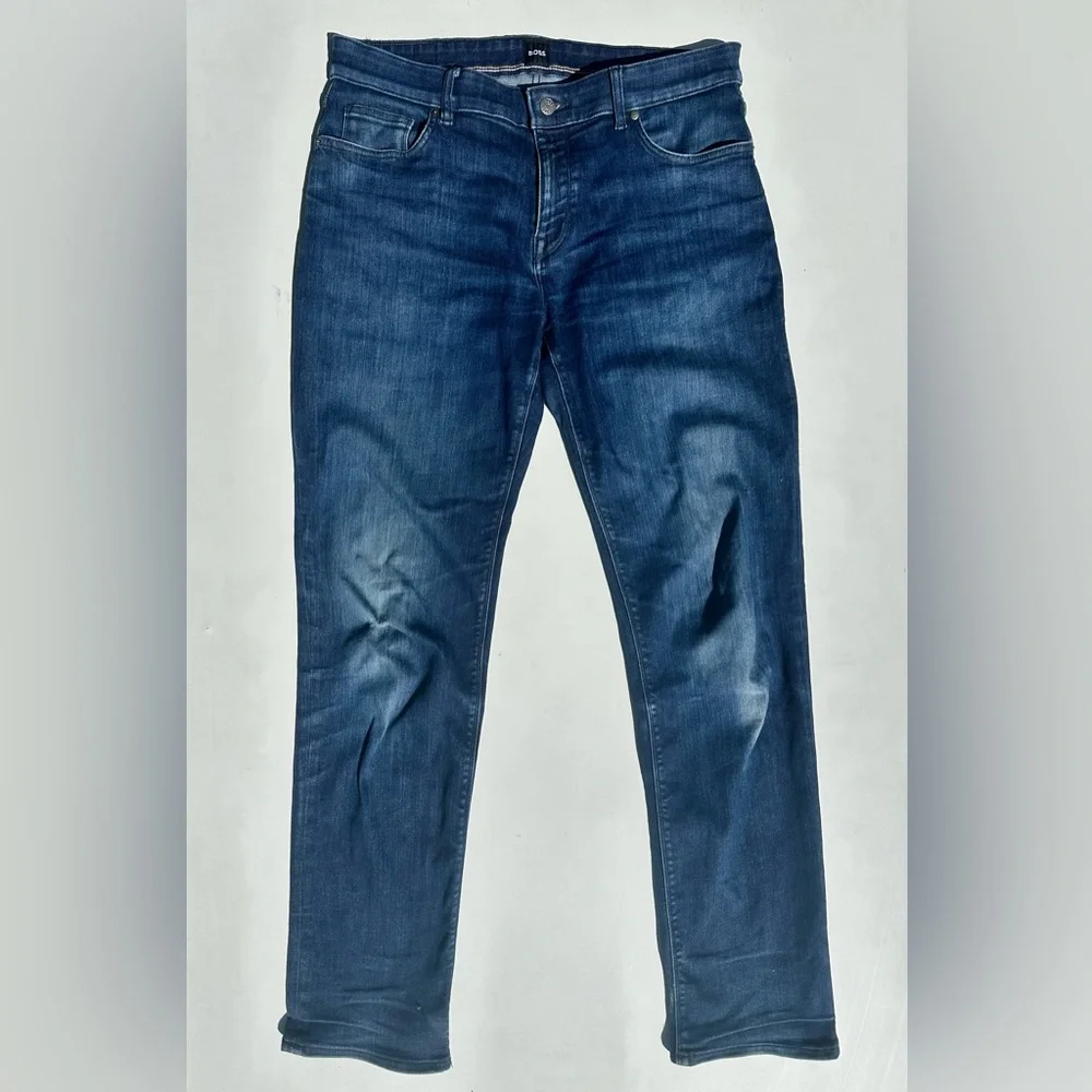 Boss MAINE Regular fit Men’s Slim Straight Jeans in Deep Blue, W 35, L 34